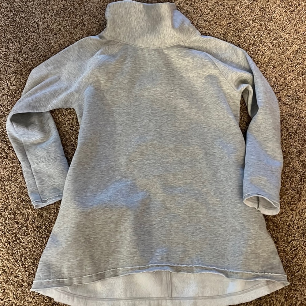 HYFIVE SIZE MEDIUM GREY TUNIC!